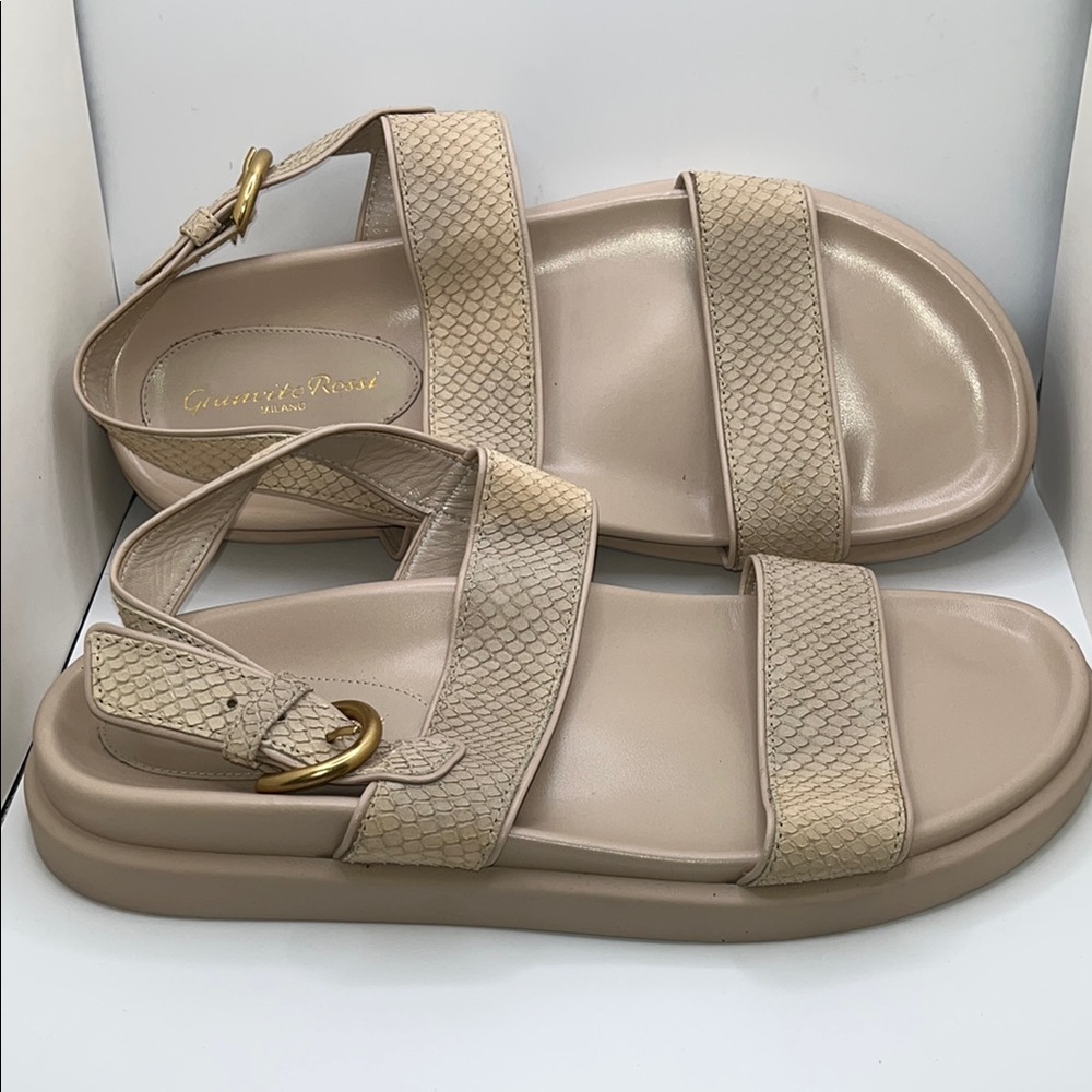 Gianvito Rossi Light Tan Sandals